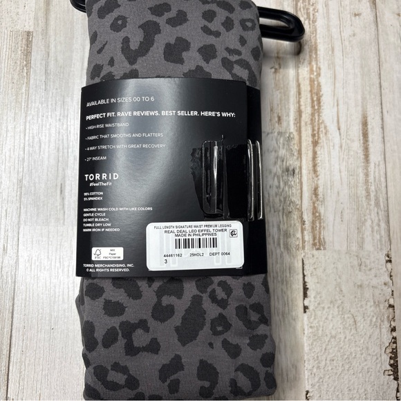 Torrid  Full Length Signature Waist Premium Real Deal Leopard Leggings 3X NWT - Picture 4 of 12